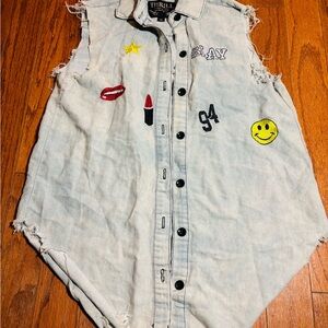 Thrill Light Blue Denim Button Down Shirt Distressed with Patches EUC Size M